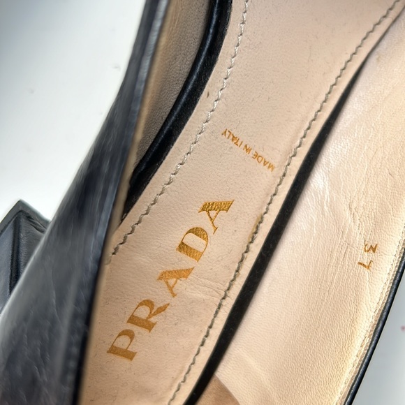 Prada black leather heels - Picture 11 of 12